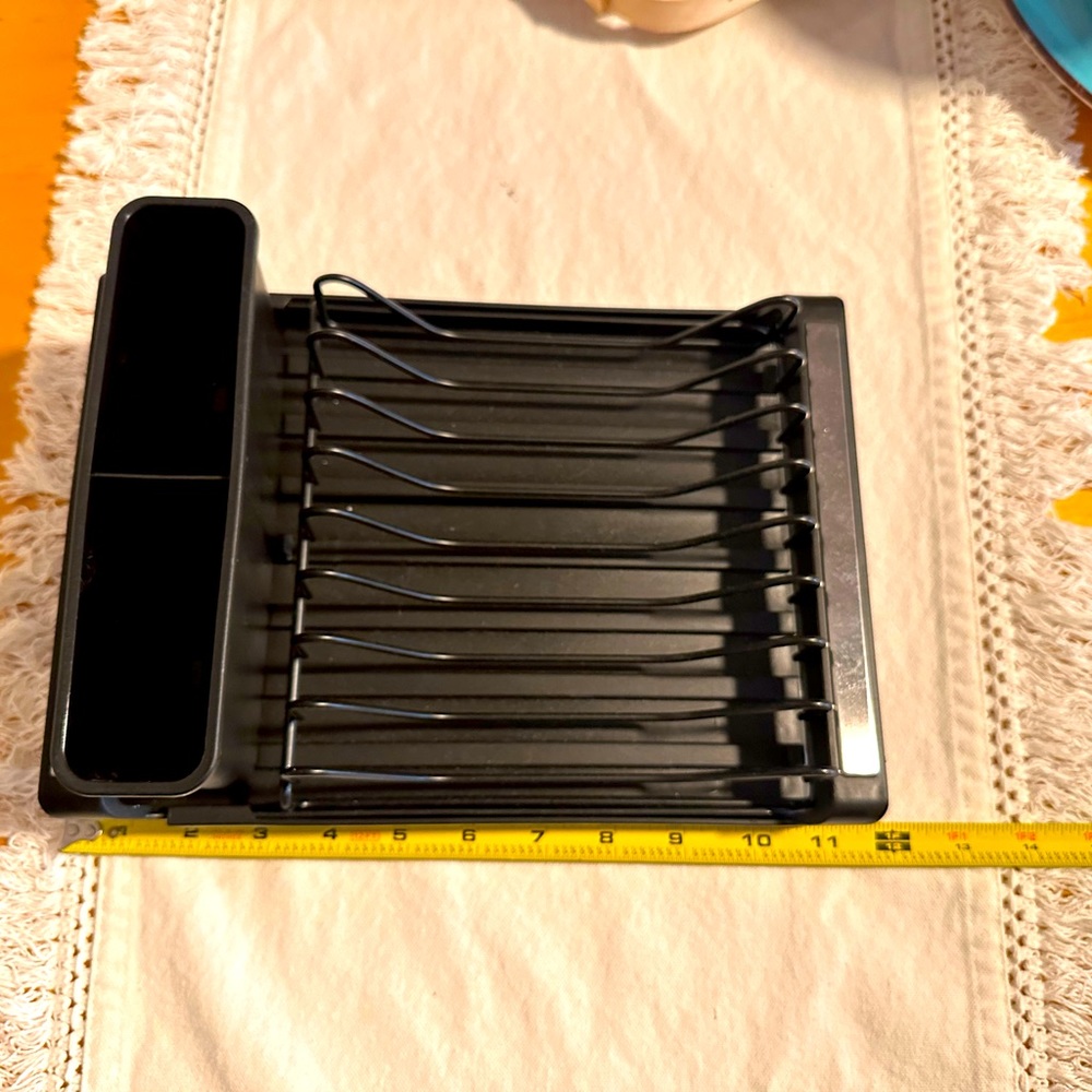 Expandable dish drain